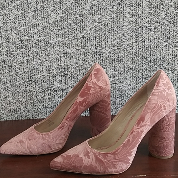 Pour La Victoire Shoes - NIB Pour La Victoire CeCe Pump
